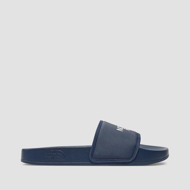 <h2>The North Face Sandalias Hombre Base Camp Slide III – Azul Marino</h2>
<p>Las <strong>Base Camp Slide III</strong> de The North Face son sandalias cómodas y ligeras, diseñadas para el descanso diario, la playa o la piscina. Confeccionadas con ma