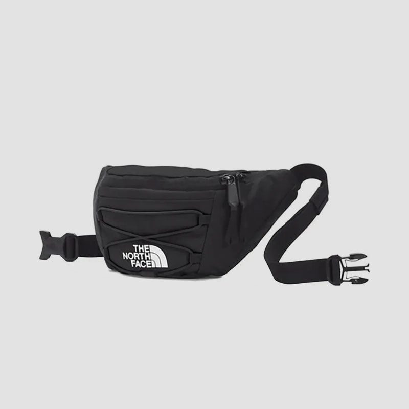 a riñonera Jester es un complemento con un compartimento principal amplio y un bolsillo con cremallera adicional, en un diseño compacto pero con una capacidad que te sorprenderá. Esto es posible gracias al sistema de cordón elástico que se estira pa