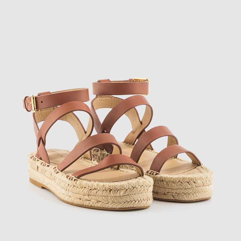 SANDALIA TIRAS PIEL TAN