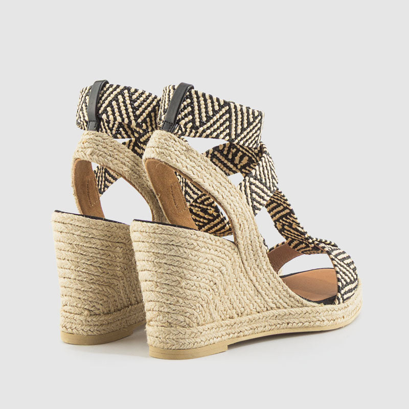 SANDALIA YUTE RAFIA MULTI NEGRO CRUDO