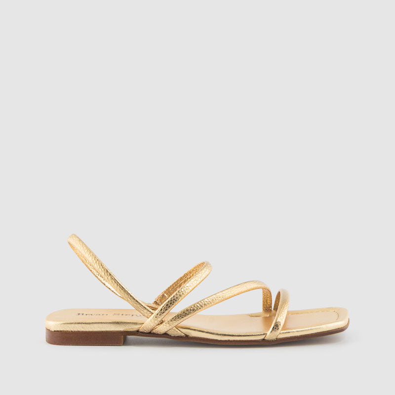 SANDALIA PIEL GRABADA ORO