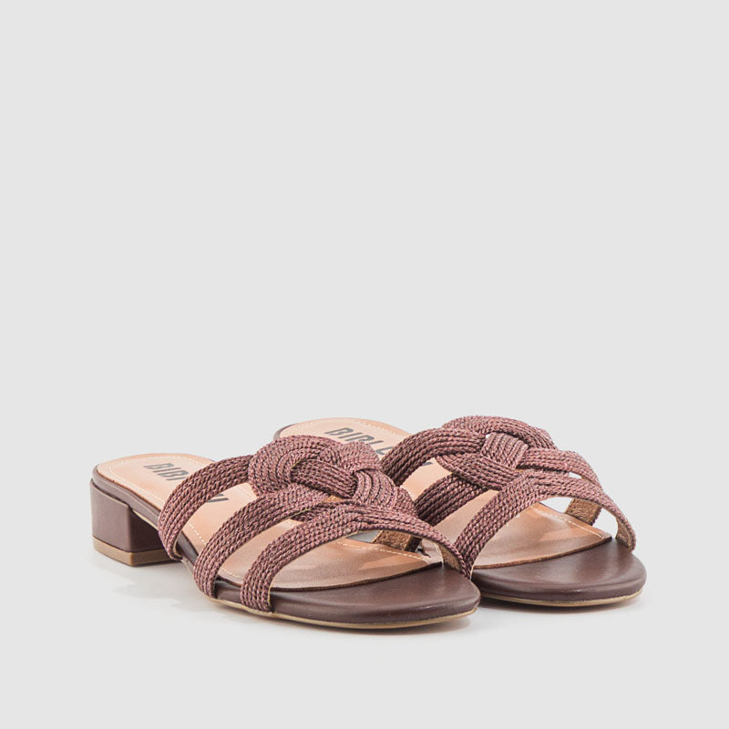 SANDALIA CORDONCILLO PIEL MARRON