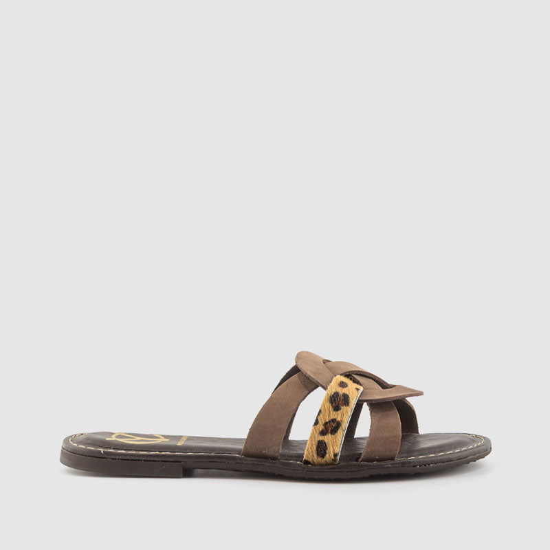 SANDALIA NOBUCK MARRON LEOPARDO