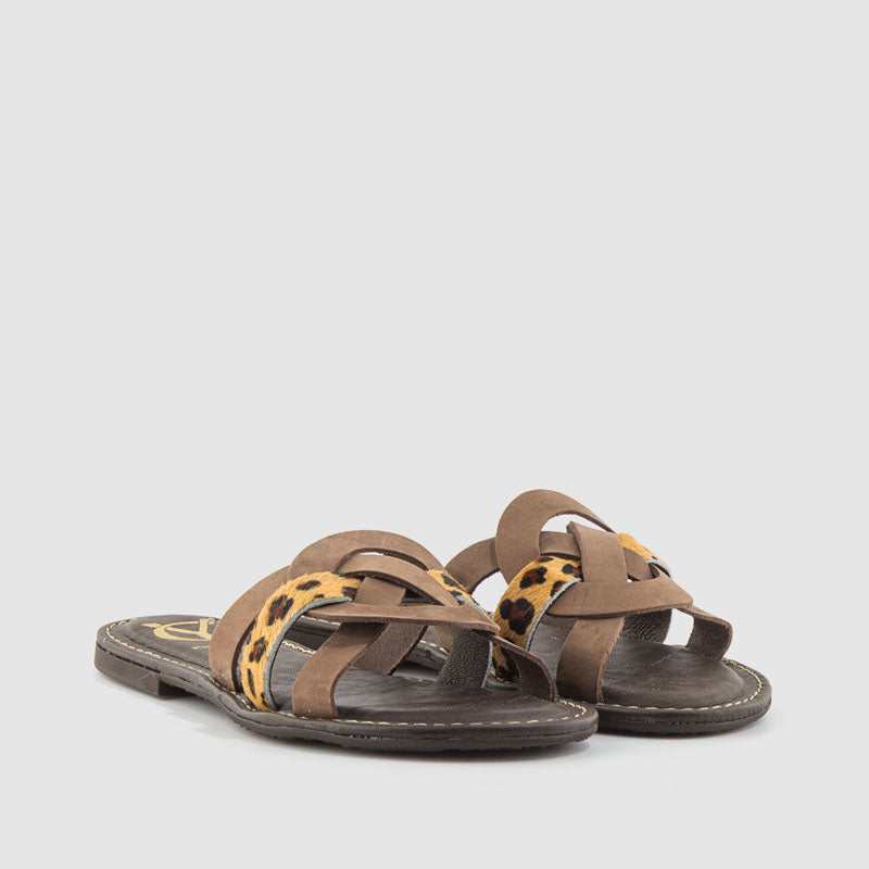 SANDALIA NOBUCK MARRON LEOPARDO