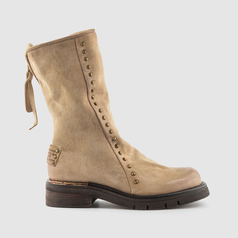 BOTIN TACHAS ANTE BEIG