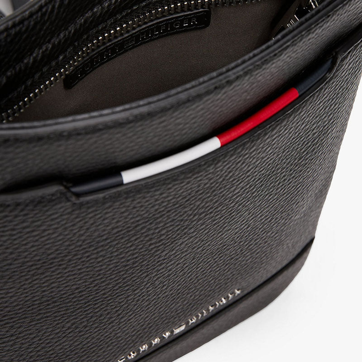 TOM AM0AM13487BDS BDS BLACK-2
