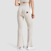 PANTALON ACAMPANADO CON PARCHE DE TOMMY