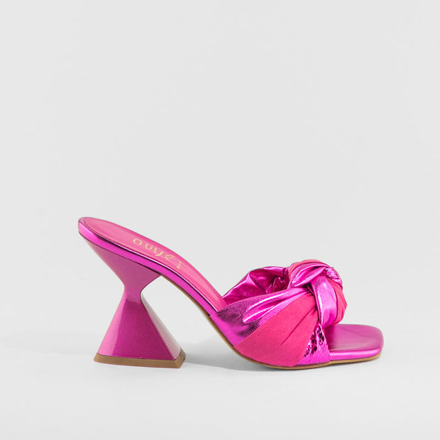 SANDALIA LAZO FUXIA