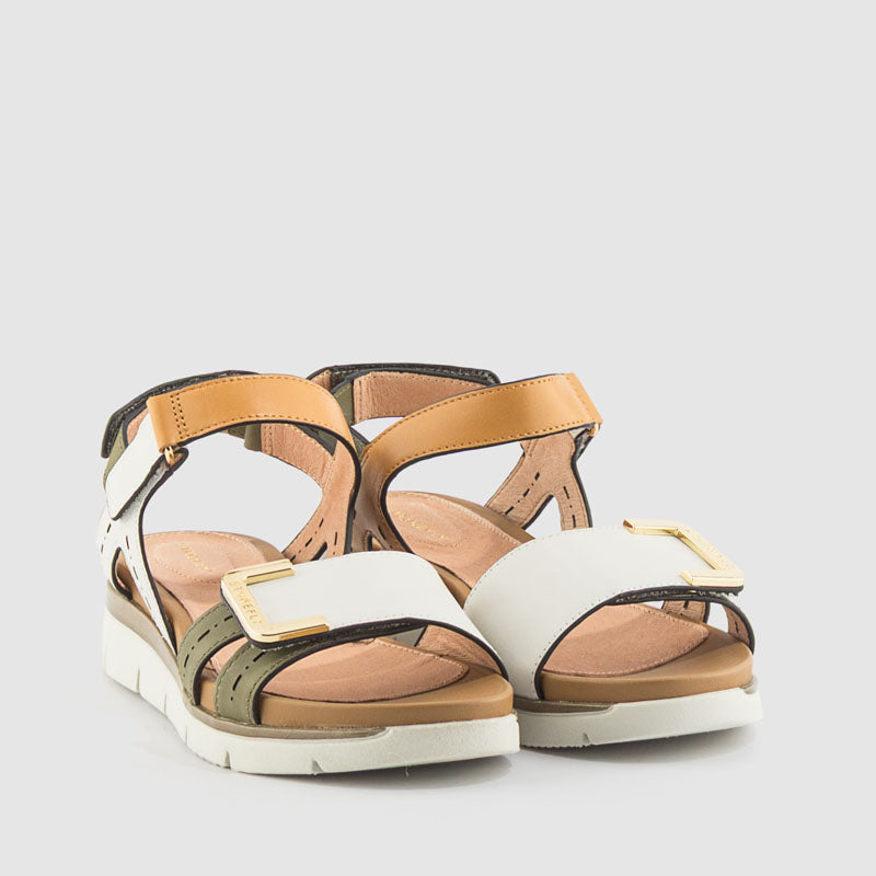 SANDALIA PIEL KAKI BEIG CUERO