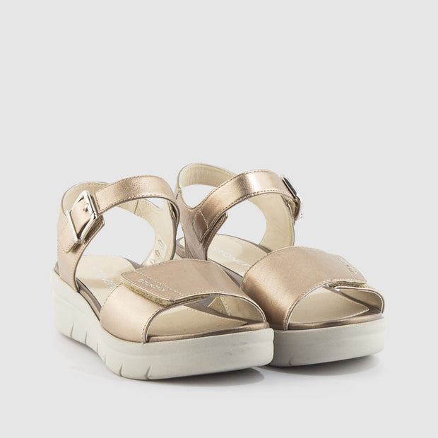 SANDALIA PIEL ORO