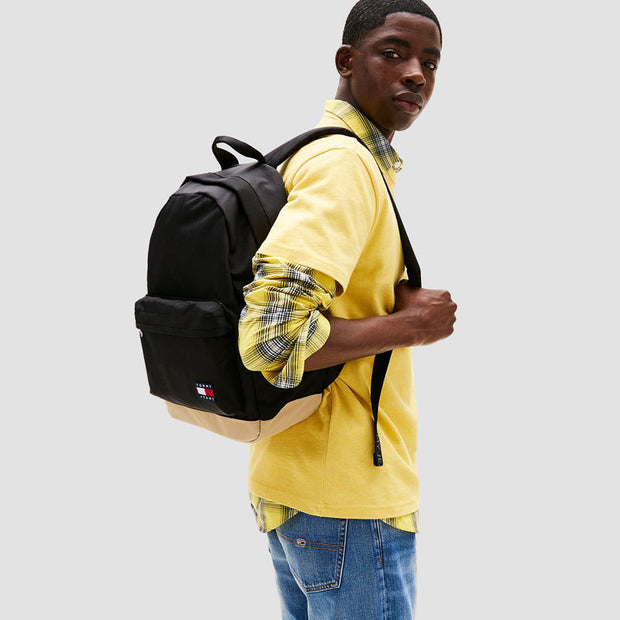MOCHILA ESS DAILY DOME BLACK