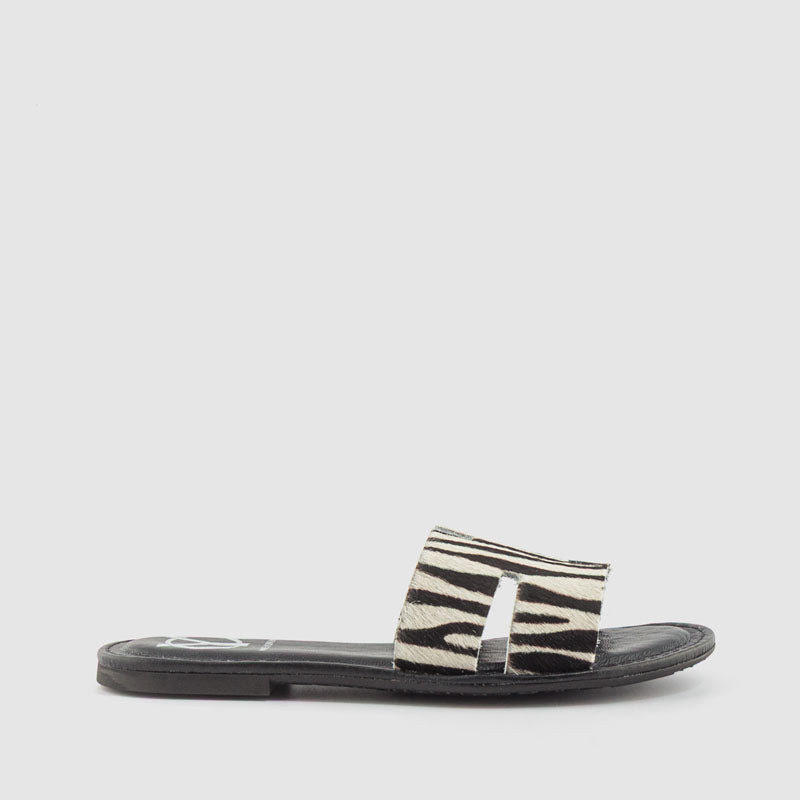 SANDALIA PIEL PELO CEBRA