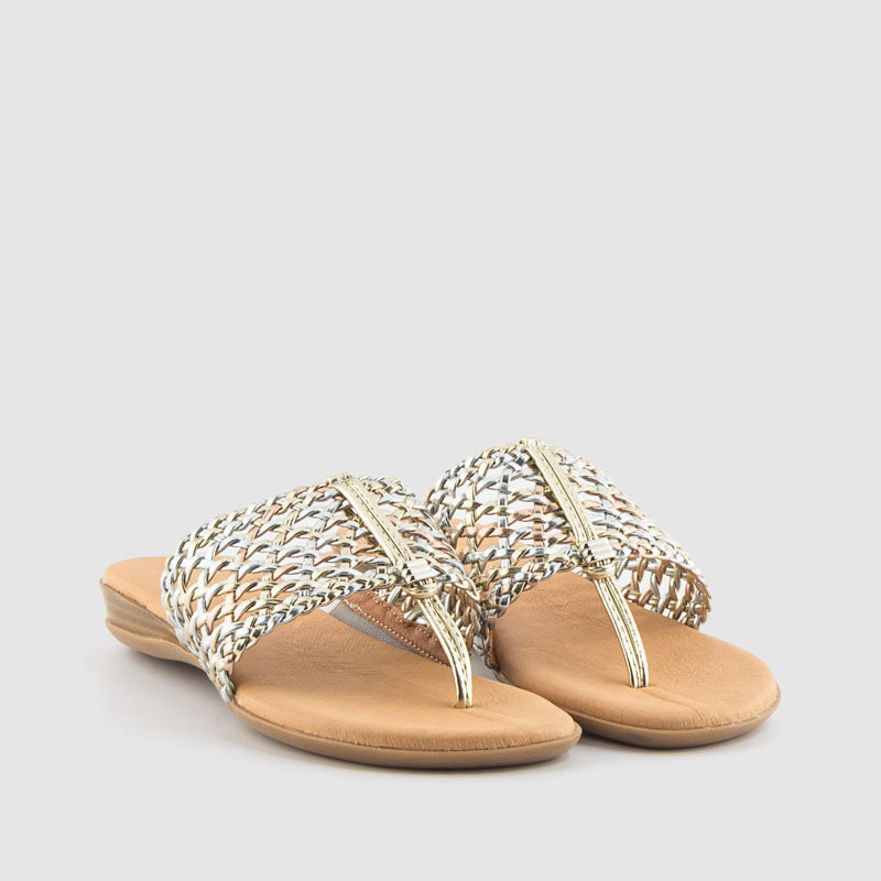 SANDALIA PIEL CON TRENZADO MULTI METAL PLATINO