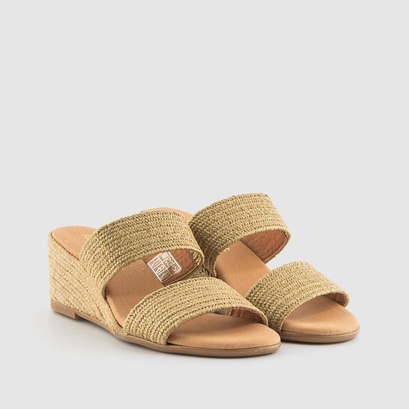 SANDALIA TRENZA RAFIA TAUPE