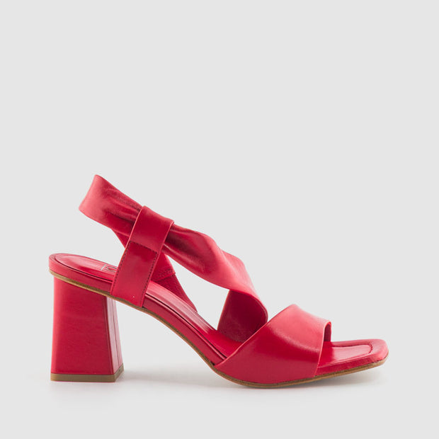 SANDALIA TACON PIEL ROJO