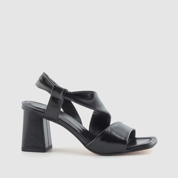 SANDALIA TACON PIEL NEGRO