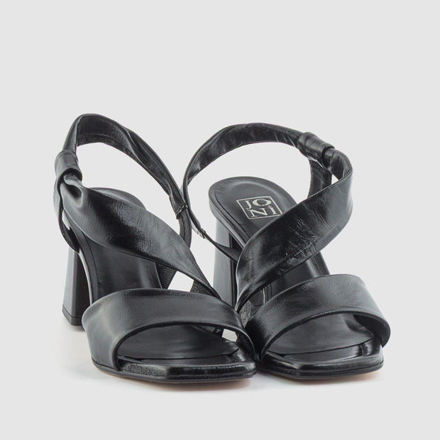 SANDALIA TACON PIEL NEGRO