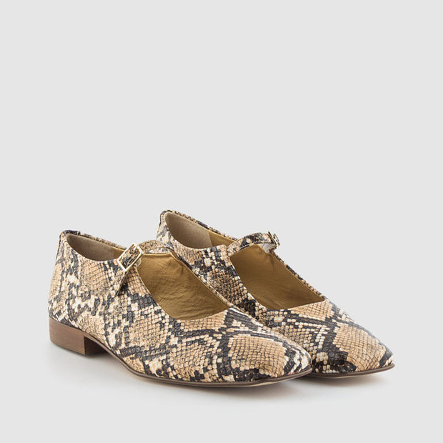 MERCEDTIAS PIEL SERPIENTE CAMEL