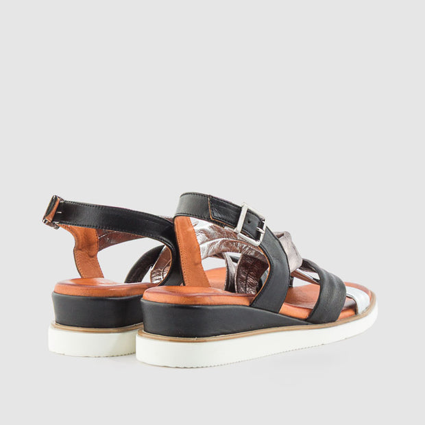SANDALIA PIEL NEGRO PLATA BRONCE