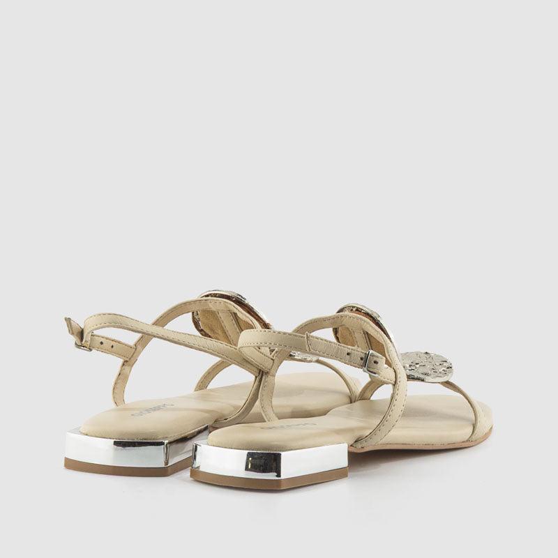 SANDALIA CHAPAS PIEL OFF WHITE