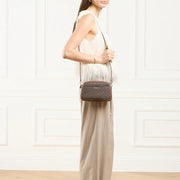 BOLSO JET SET SM CAMERA XBODY BRN/ACORN