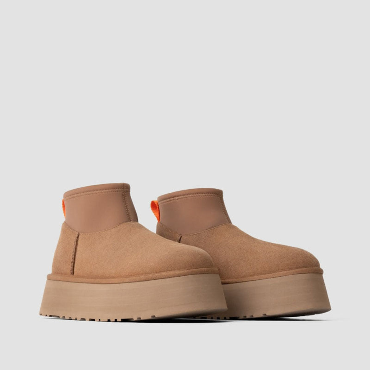 UGG1168170 CHESNUT-1