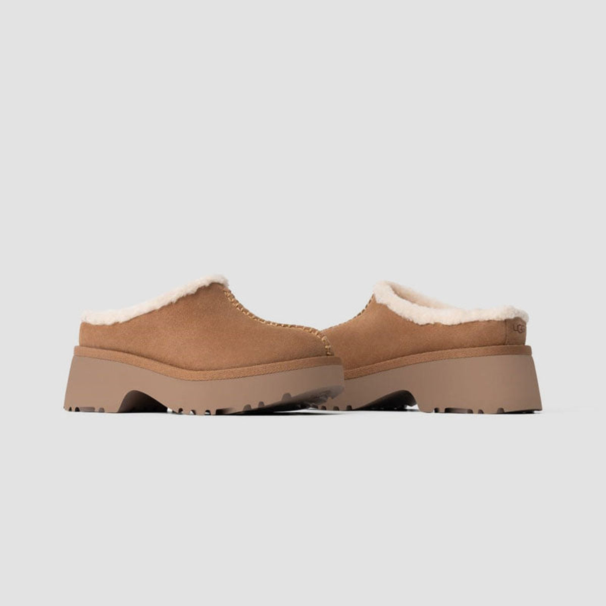 UGG1162510 CHESNUT-1
