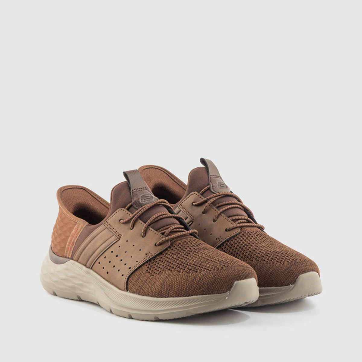 SKECH 210803 MARRON ACDB-4