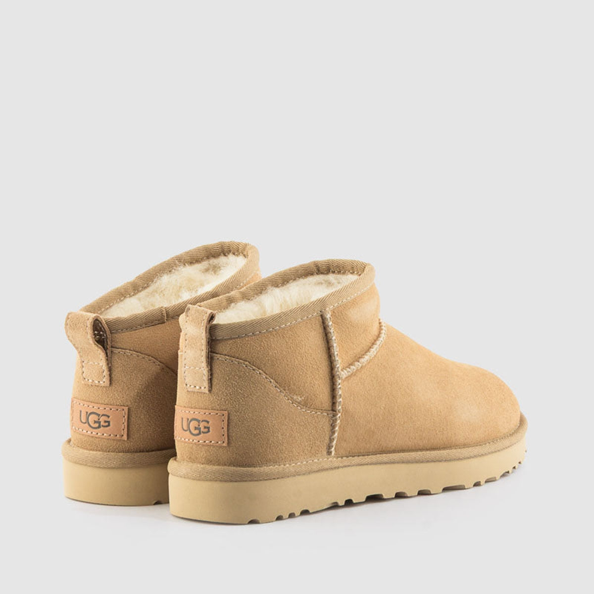 UGG 1116109 SAND-2