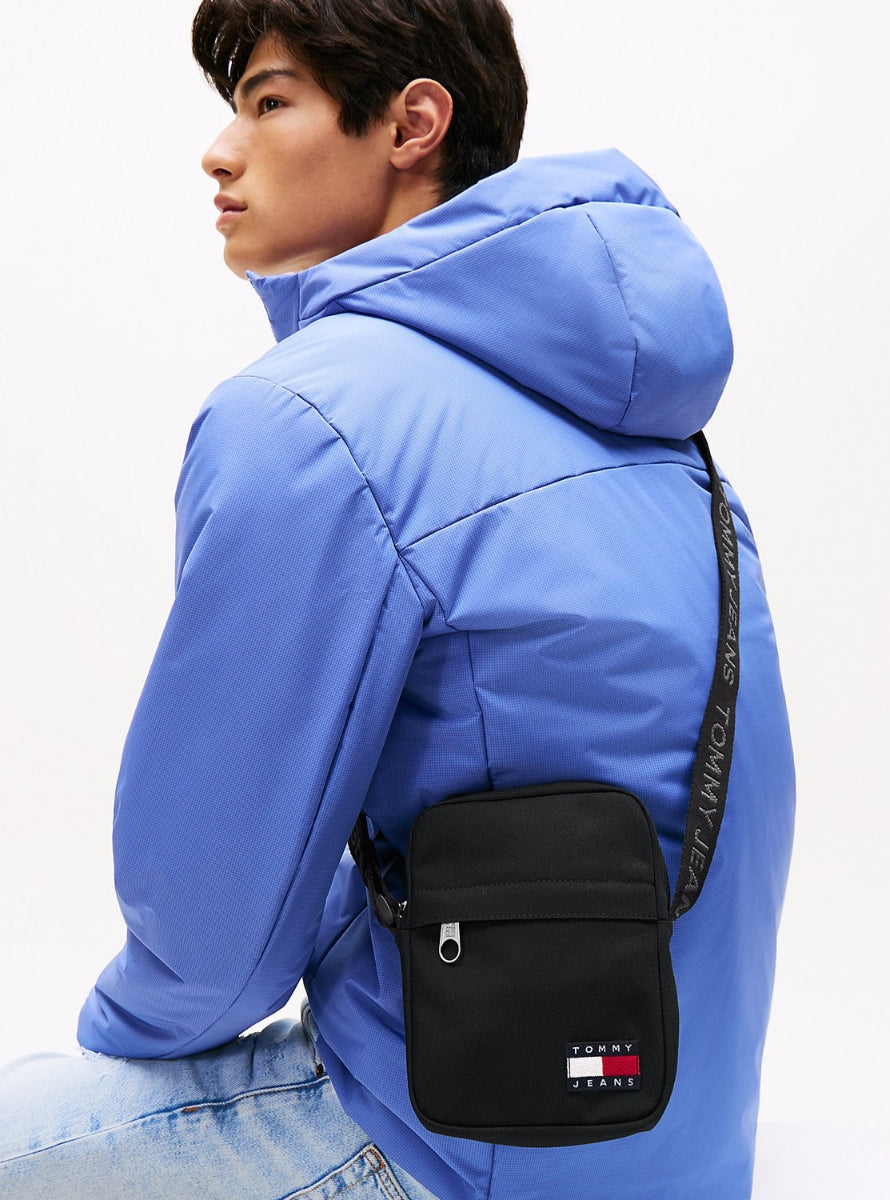 TH  AM0AM13710BDS BDS BLACK-1