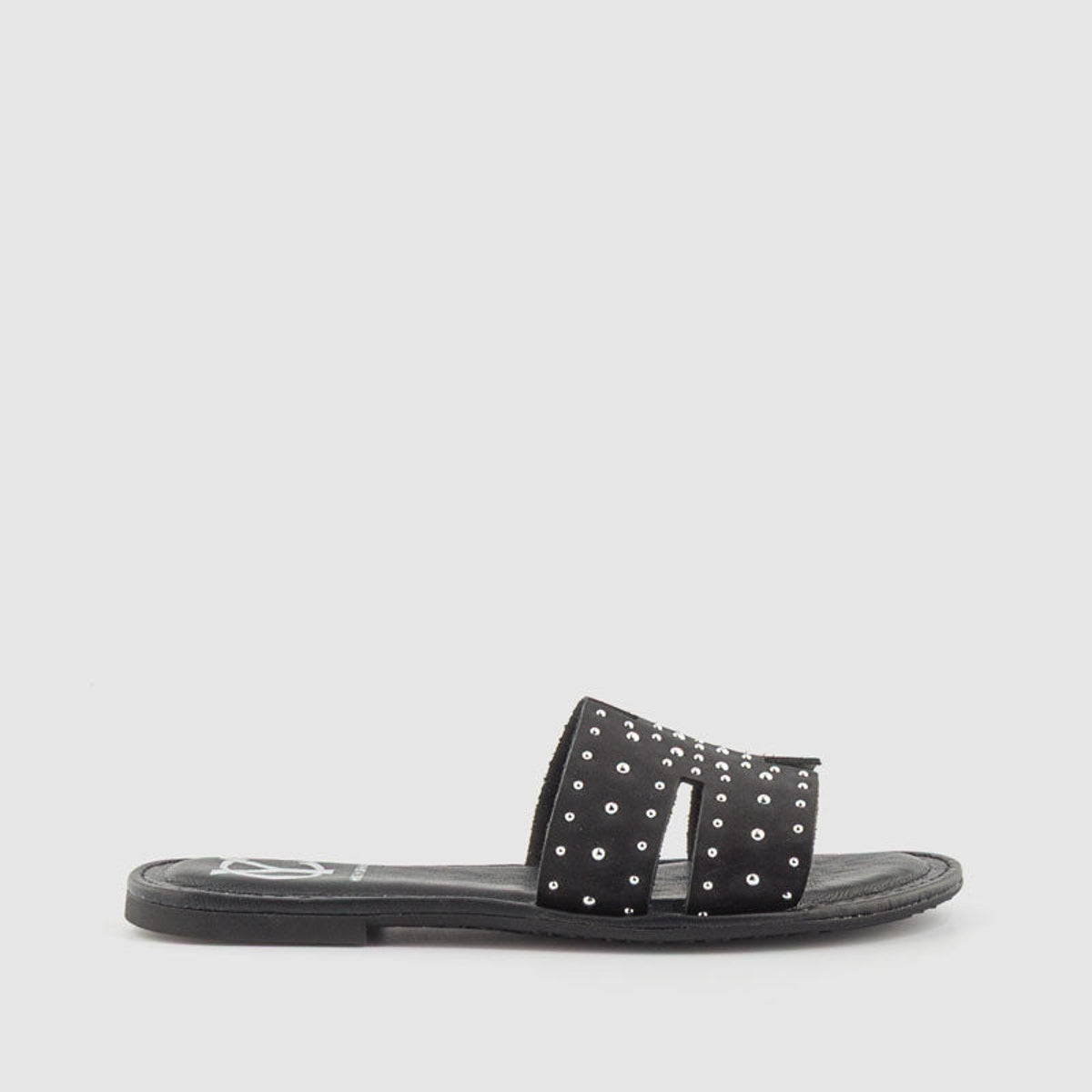 1181 YACARE 157617 NEGRO-0